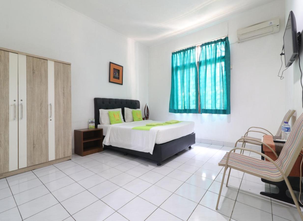 Hotel Huswah Airport Tangerang Dış mekan fotoğraf
